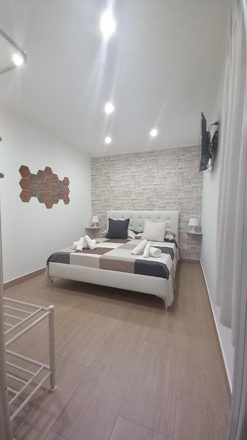 Adriatic Apartment *