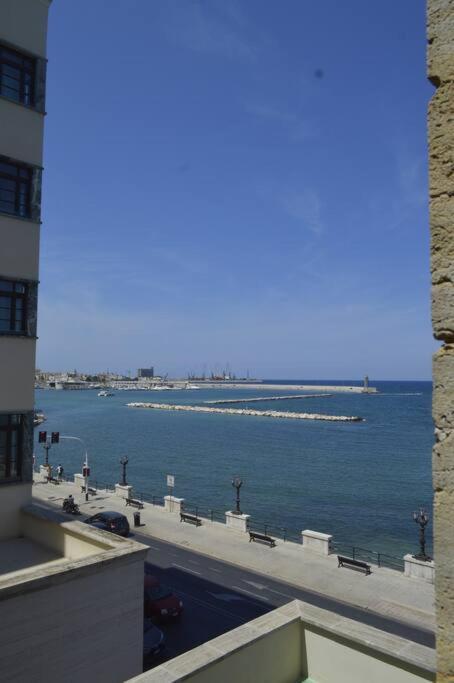Eclettico/lungomare E Centro Storico Apartment Bari