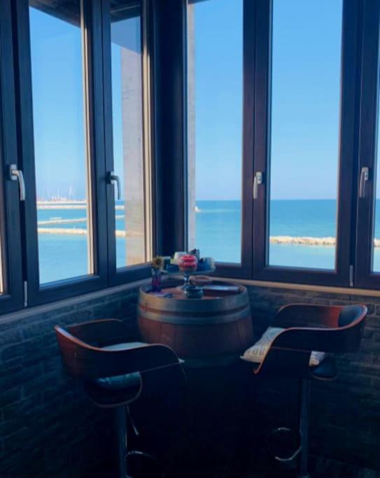Apartment Eclettico/lungomare E Centro Storico Bari