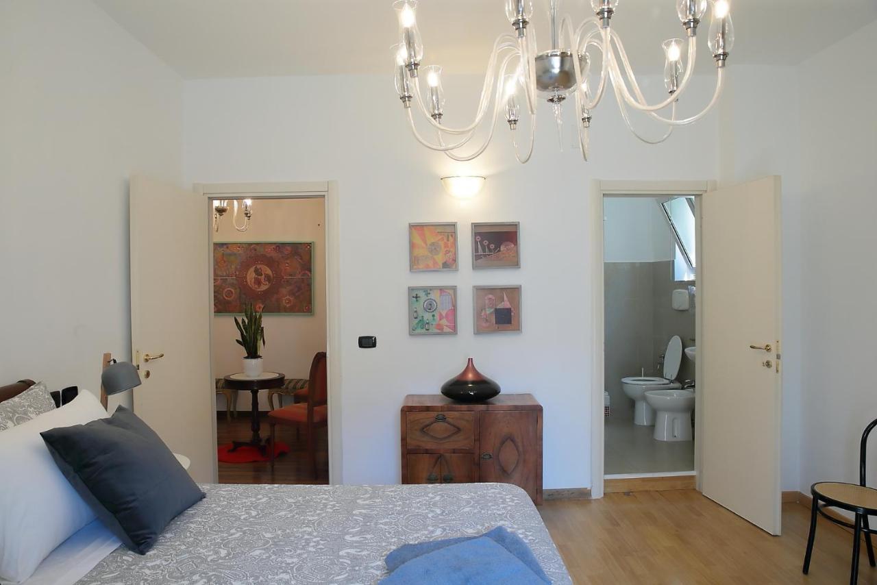 Guest house L.t. Savoia Palace & Cavour C.l. *