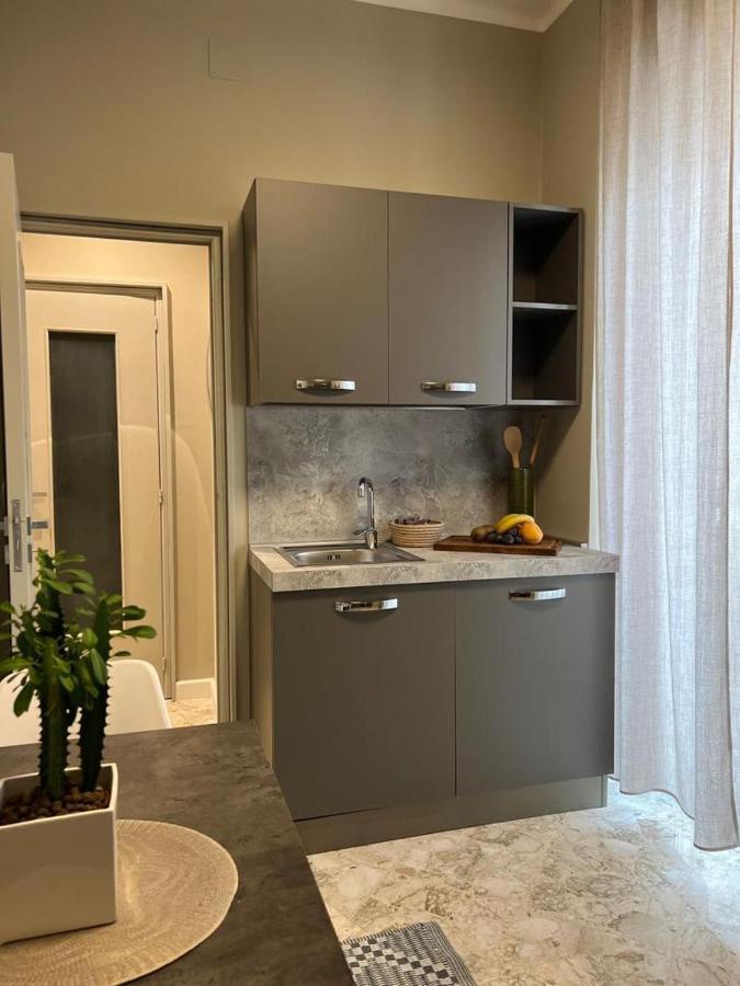 Apartment Visconti 90 *