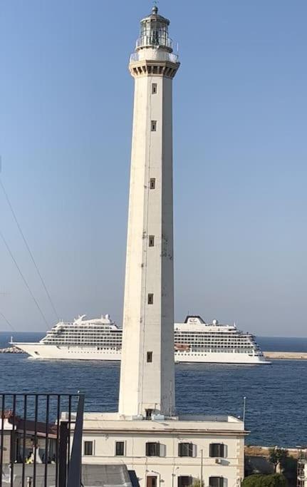 Faro Sul Mare Luxury - Zona Fiera Bari