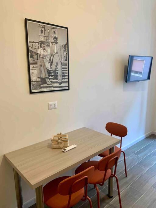 Apartment Mint Appartemento 4 Posti Letto Bari