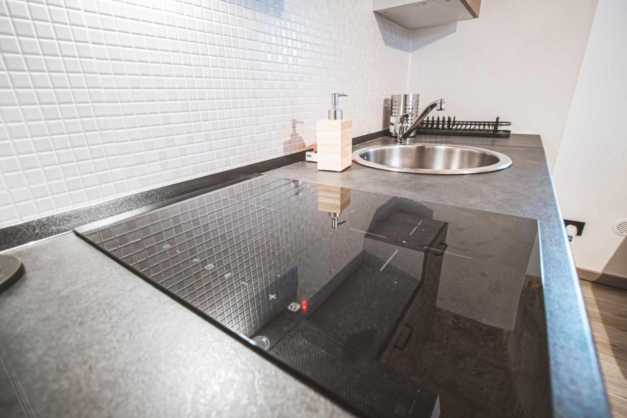 Sanavar Apartment Bari