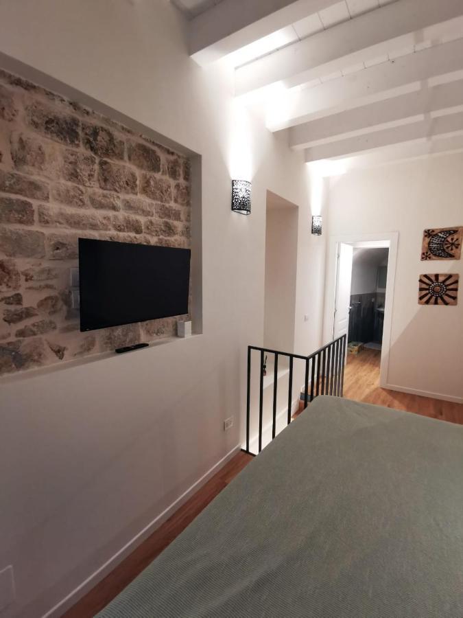 Corte San Triggiano 13 Citta Vecchia, * Bari
