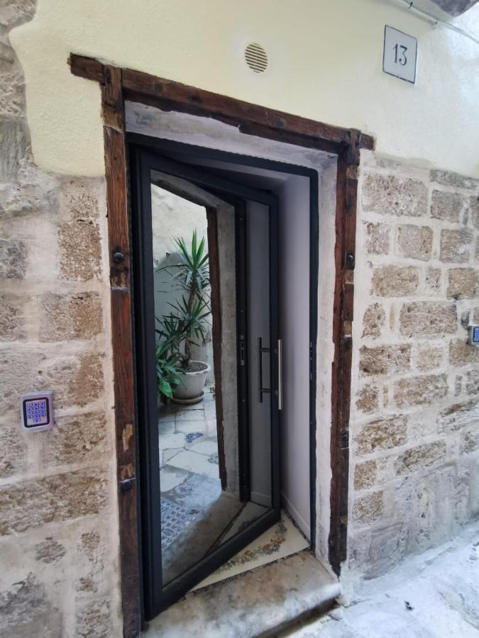 Corte San Triggiano 13 Citta Vecchia, Apartment Bari