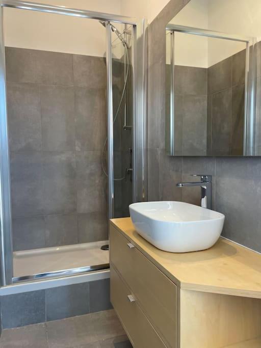 Easystay Apartment