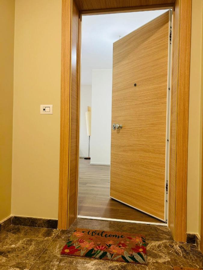 Apartment D'amar House