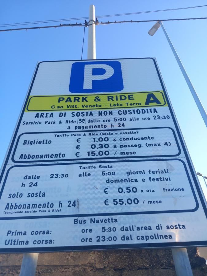 Piazzetta Degli Innamorati * Bari