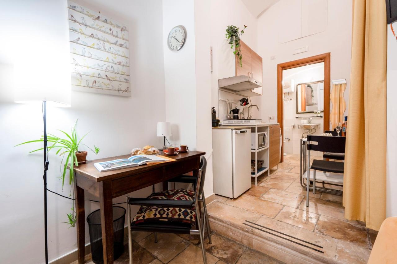 La Tana Del Turista Apartment