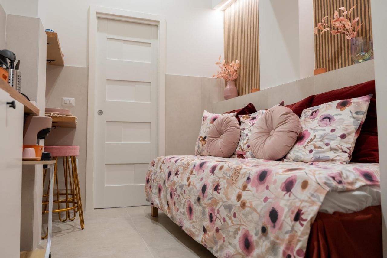 Palazzo Nicolaus Del Lungomare Bed & Breakfast