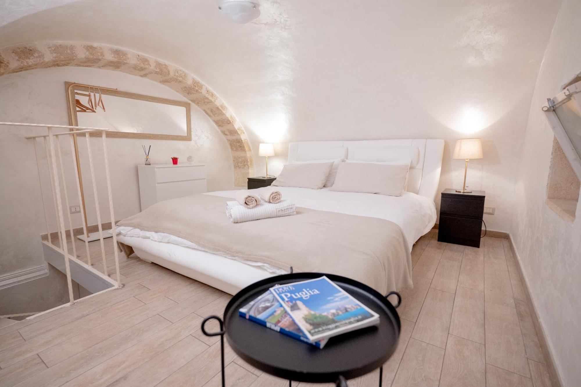 House 78 * Bari