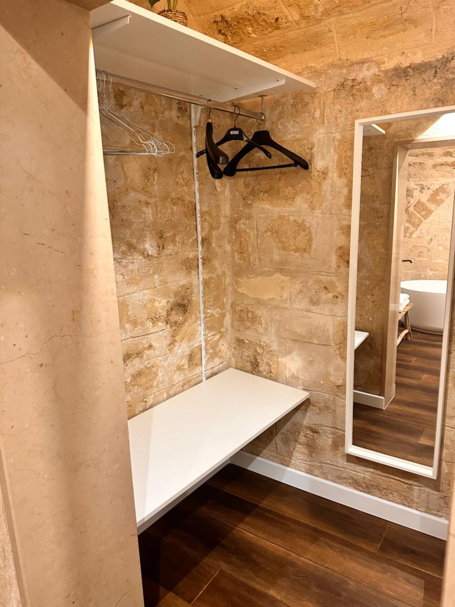 Sister Residence Rooms Bed & Breakfast Bari