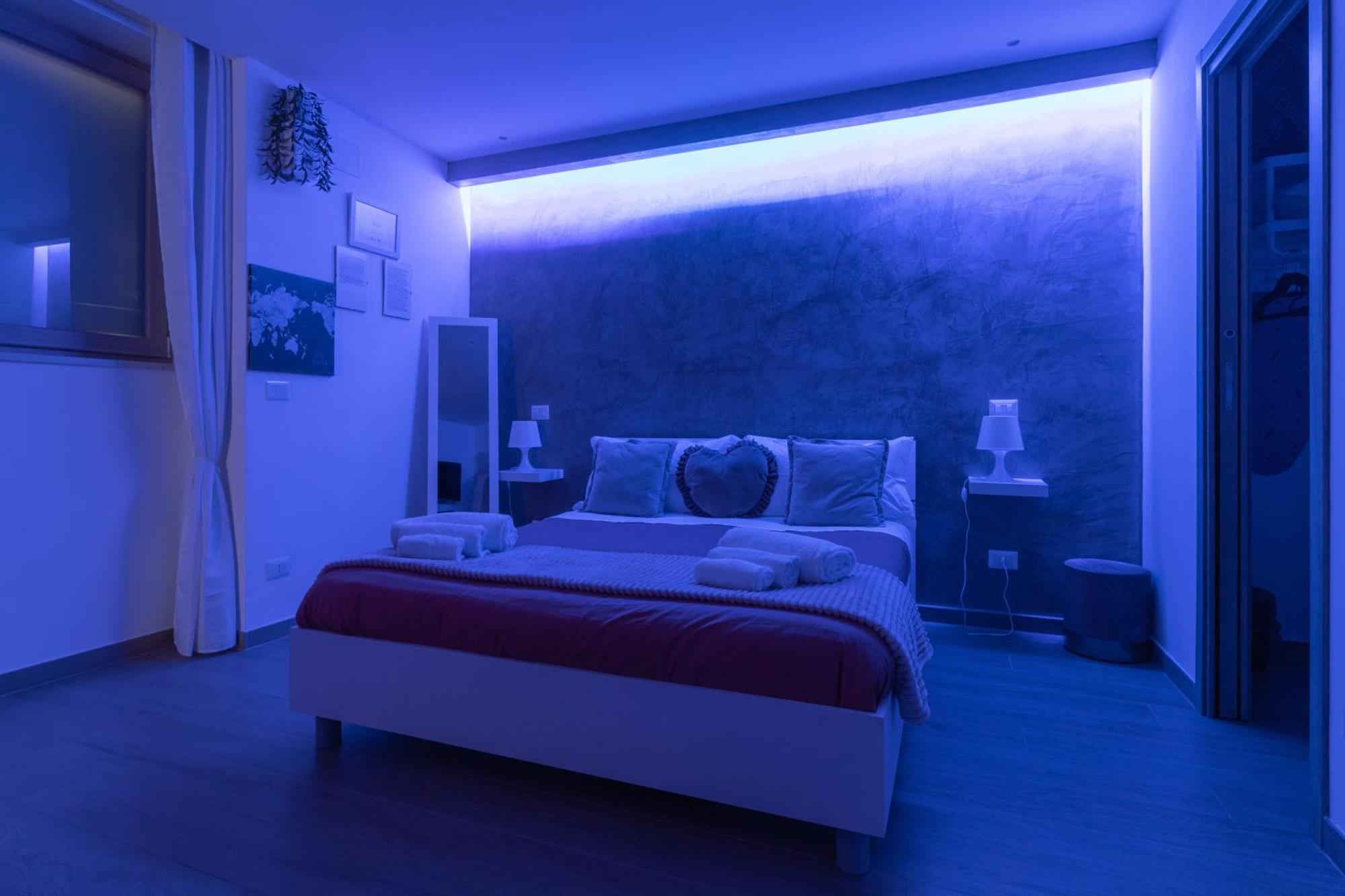 Blueroom - Asso Bari