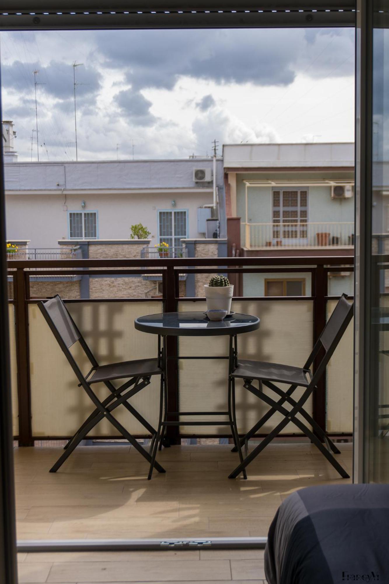 Casina Mia,viale Orazio Flacco 5 Policlinico