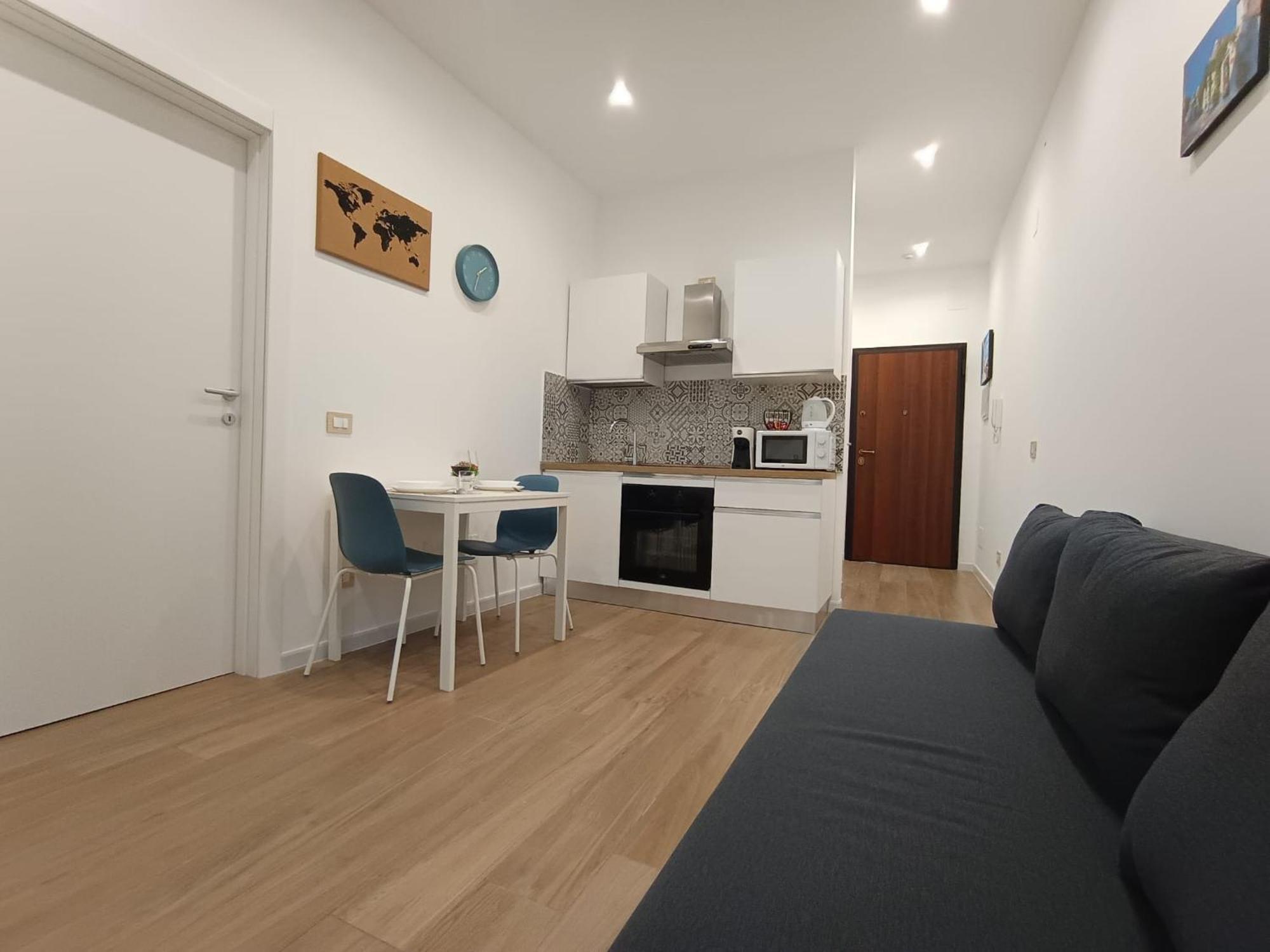 Apartment Dimora Crispi 70 *