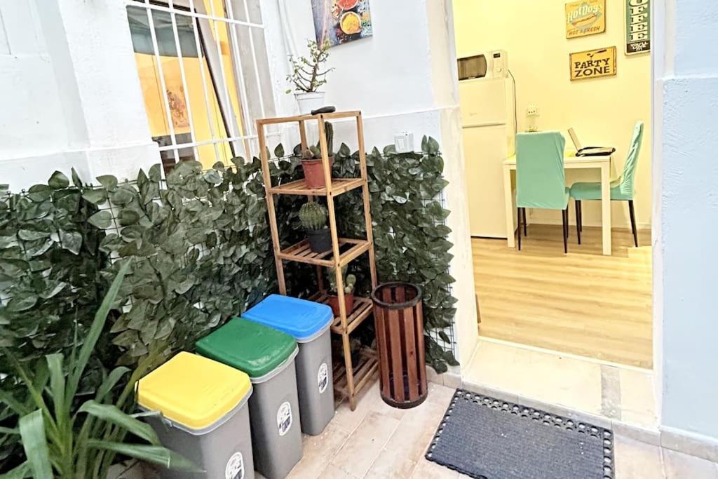 Centrale Yellow Sweet Apartment Bari