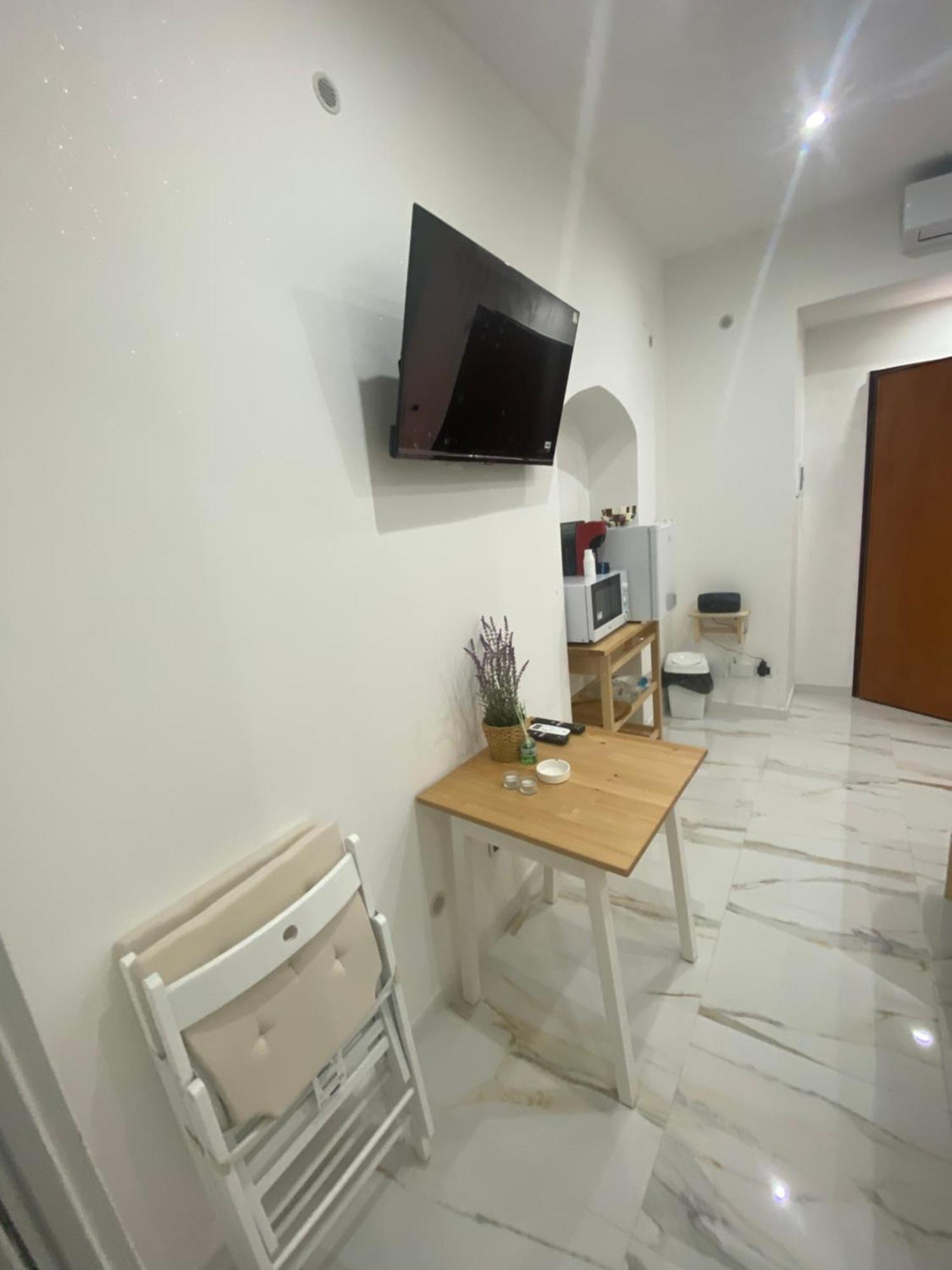 11 * Bari