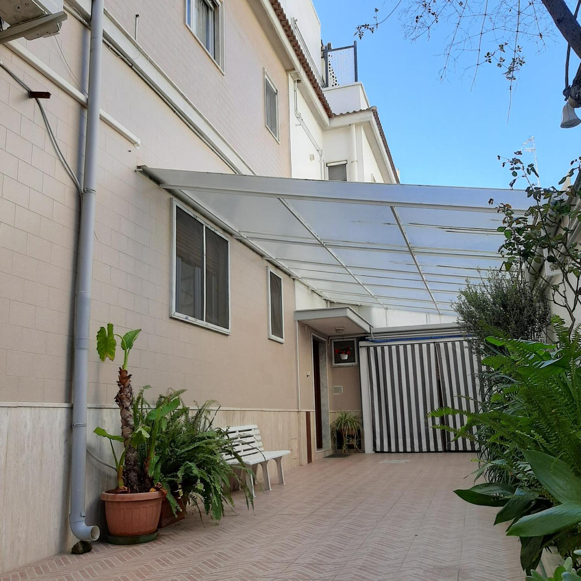 Apartament Eden House *