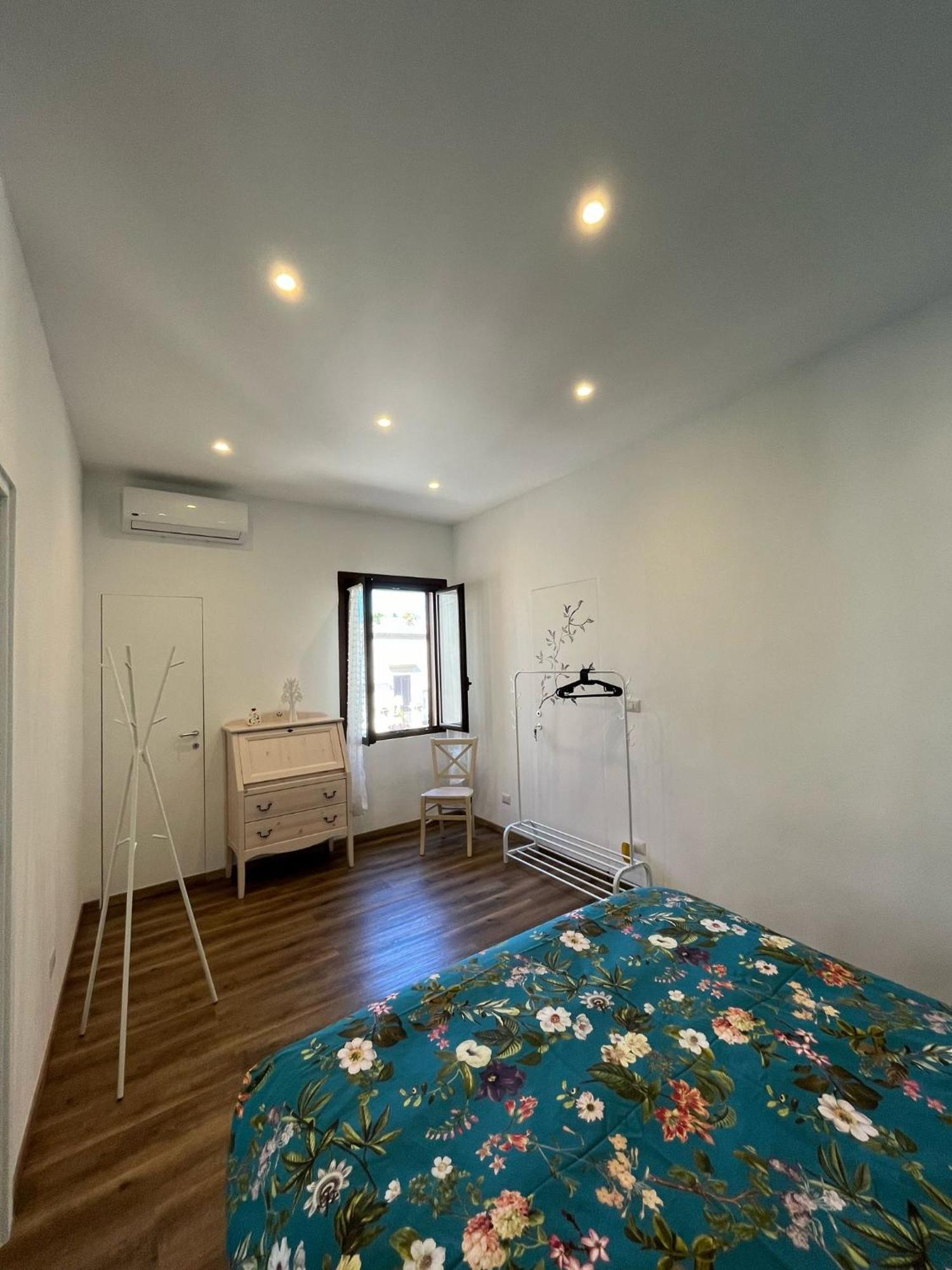 Apartment Aurora's Bari