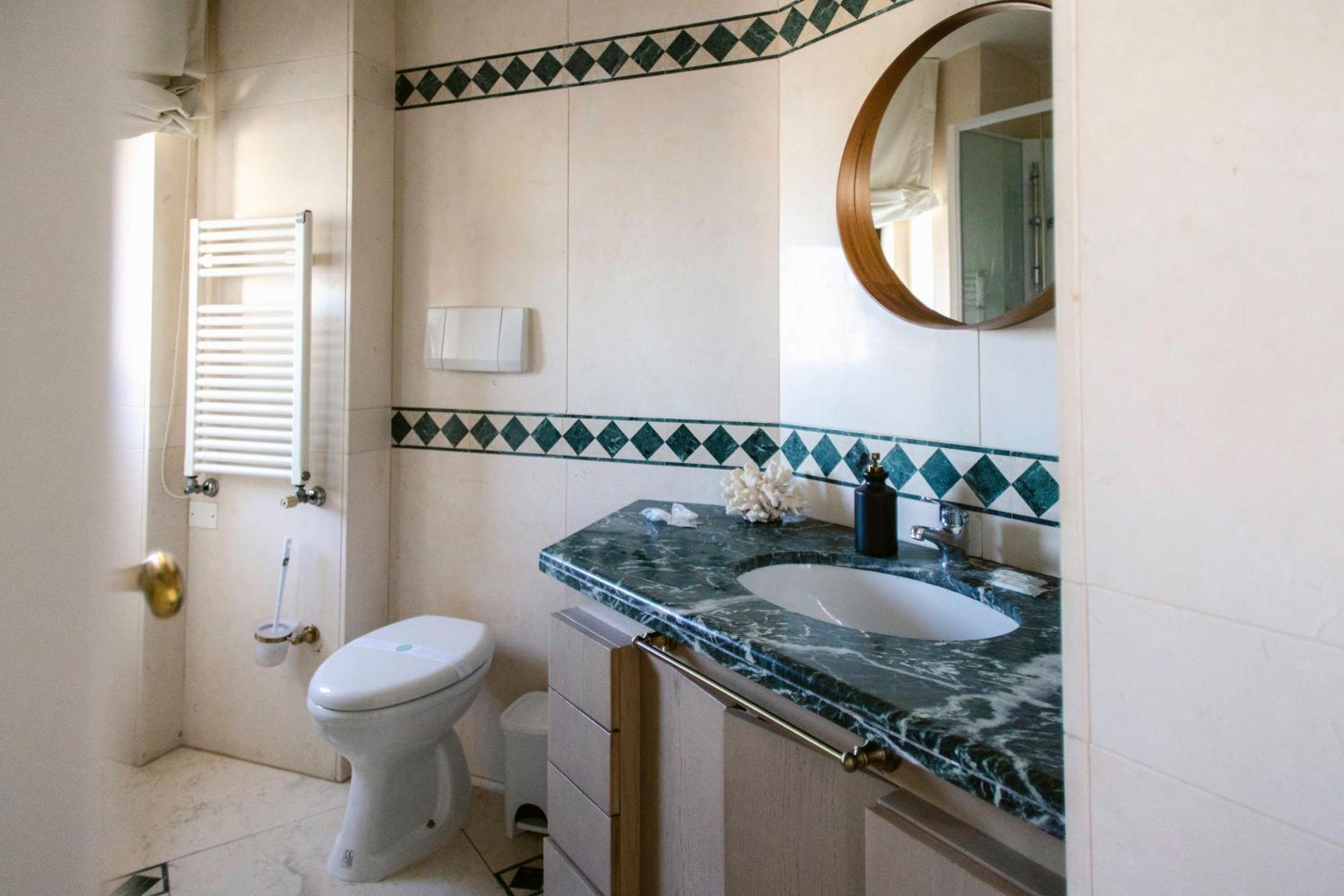 Luxury Eugy - City Center & Seaview Appartement