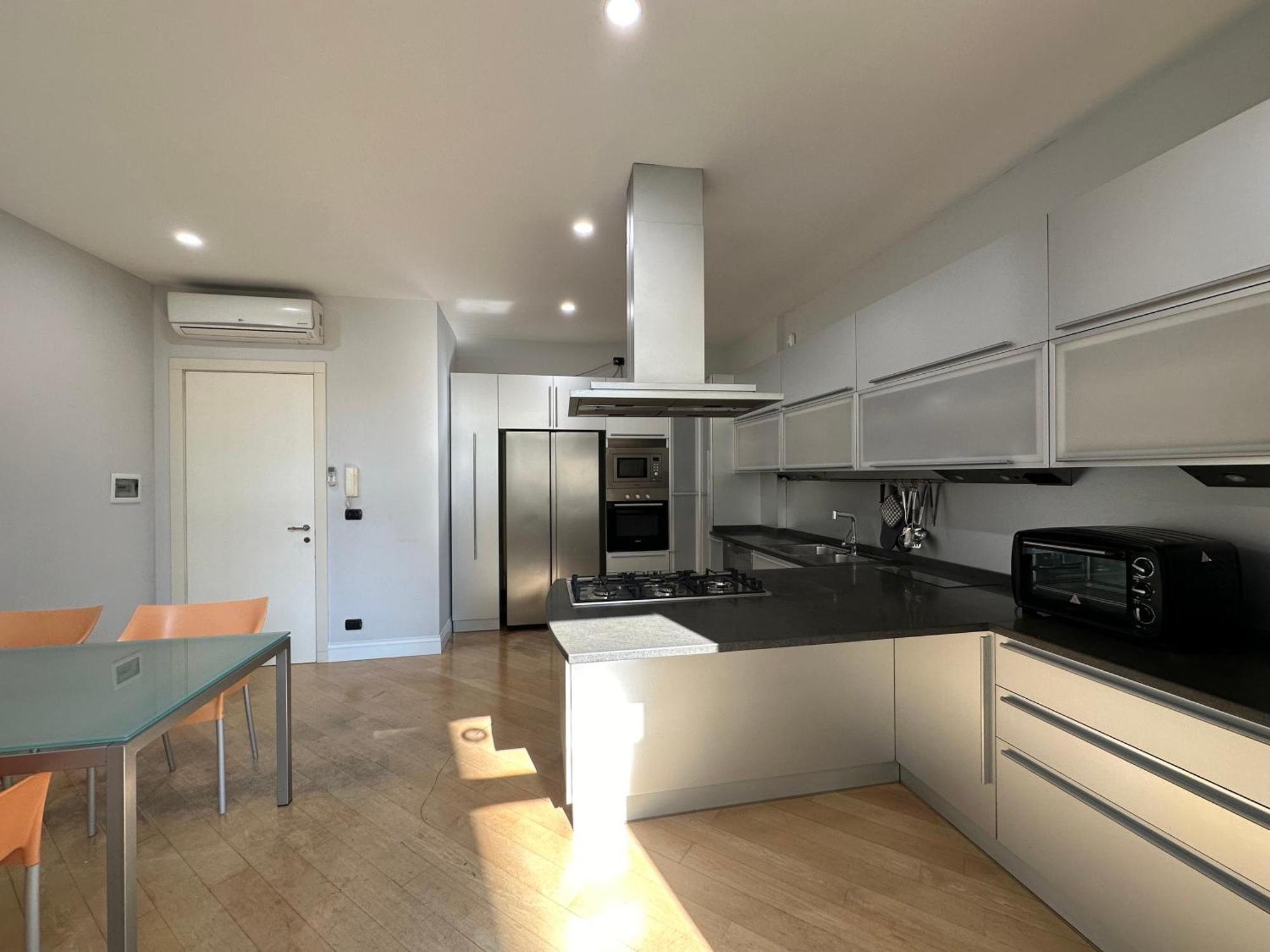 Paola Center , Luxury House In Town Centre Apartment