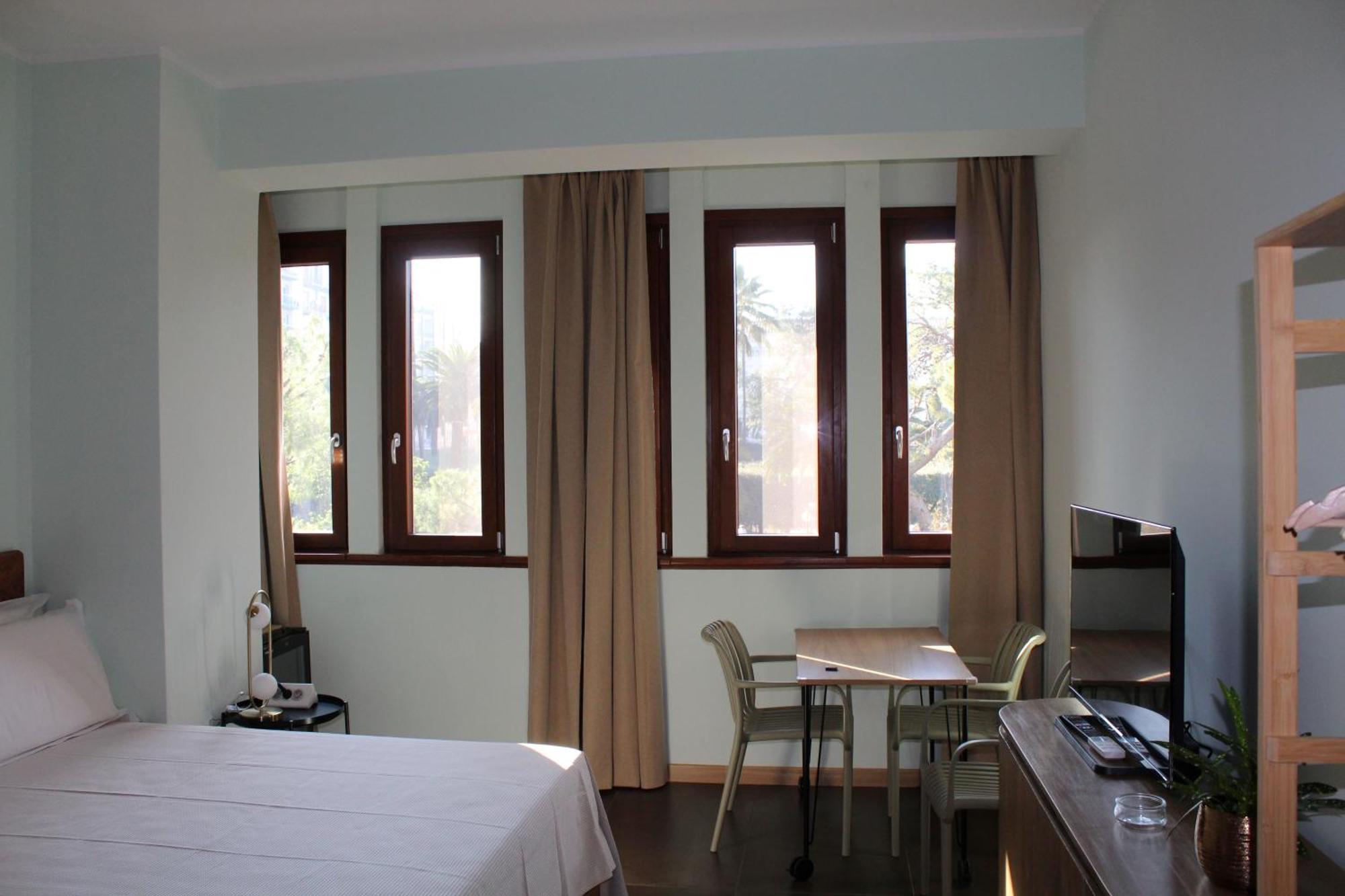 Center Guest house *
