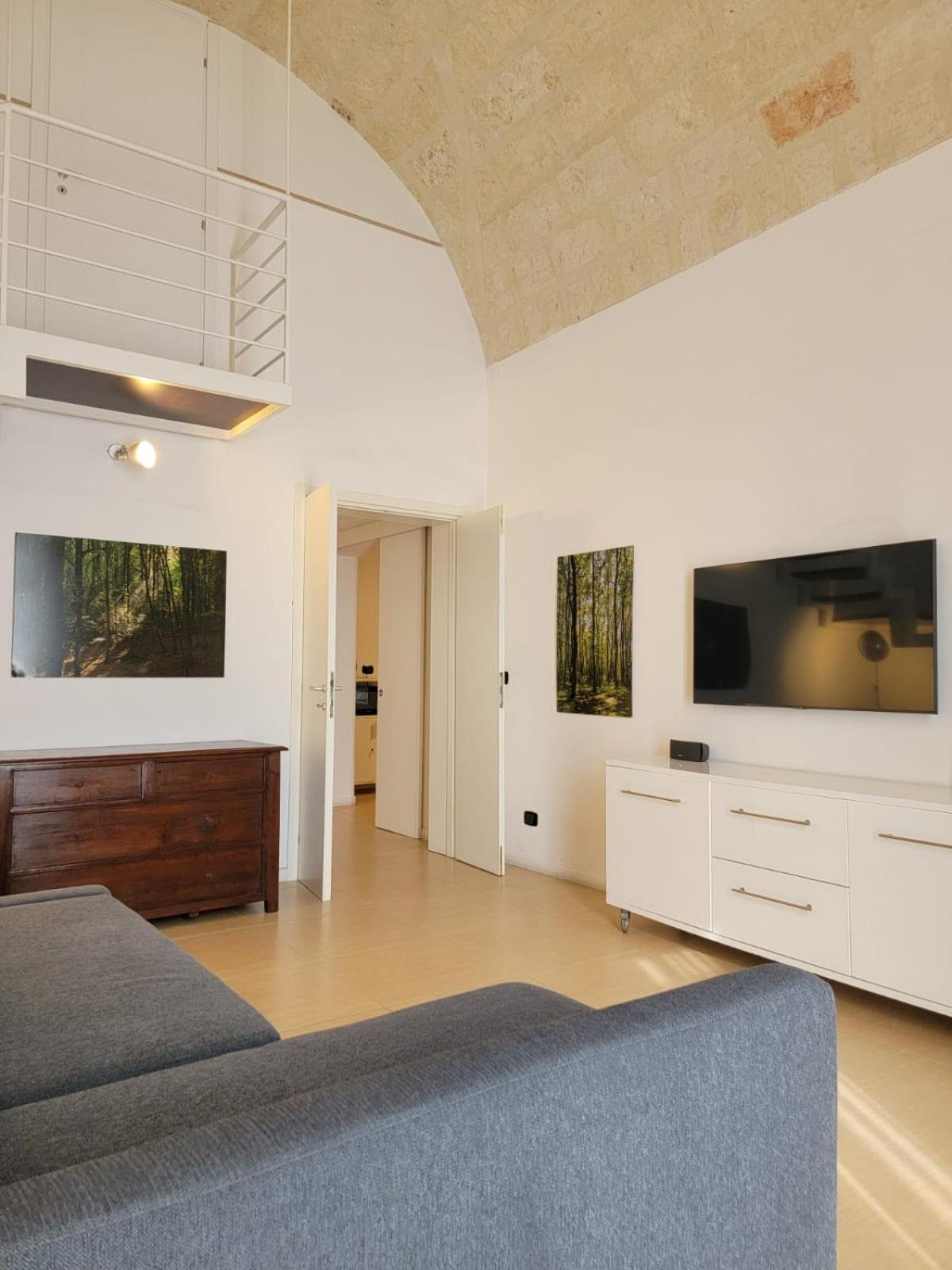 Apartment Station