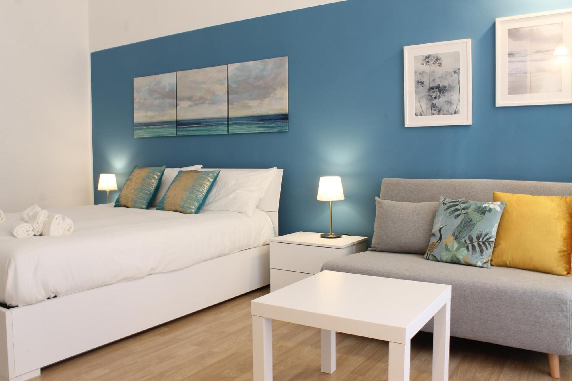 University Home Apartment Bari