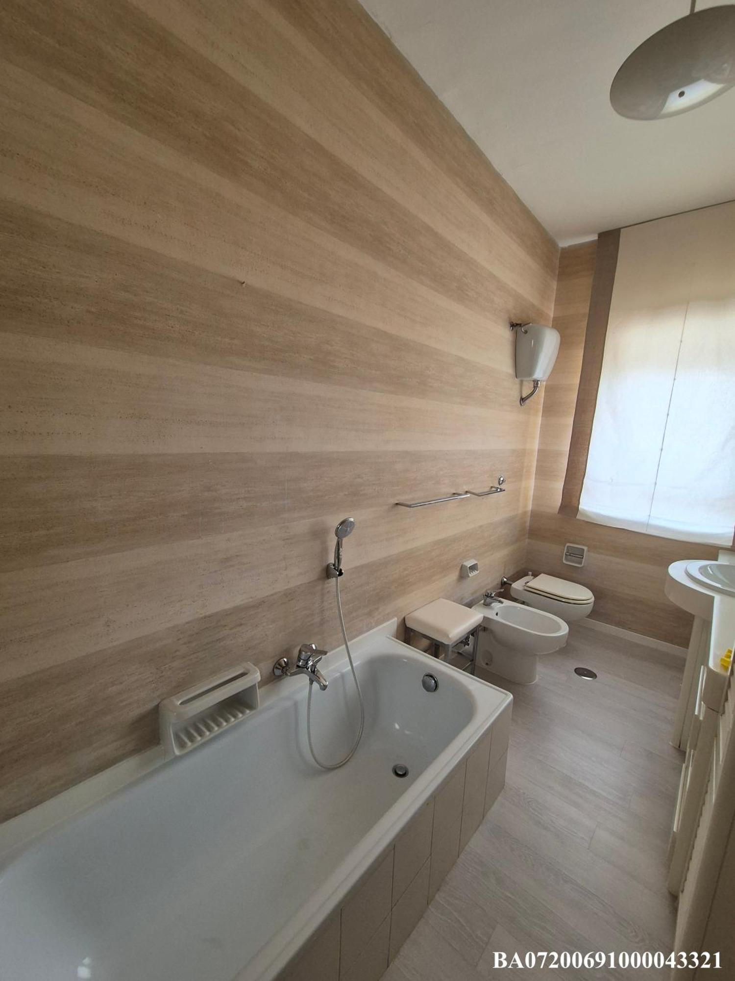 Apartment Front - 3 Bedrooms Bari