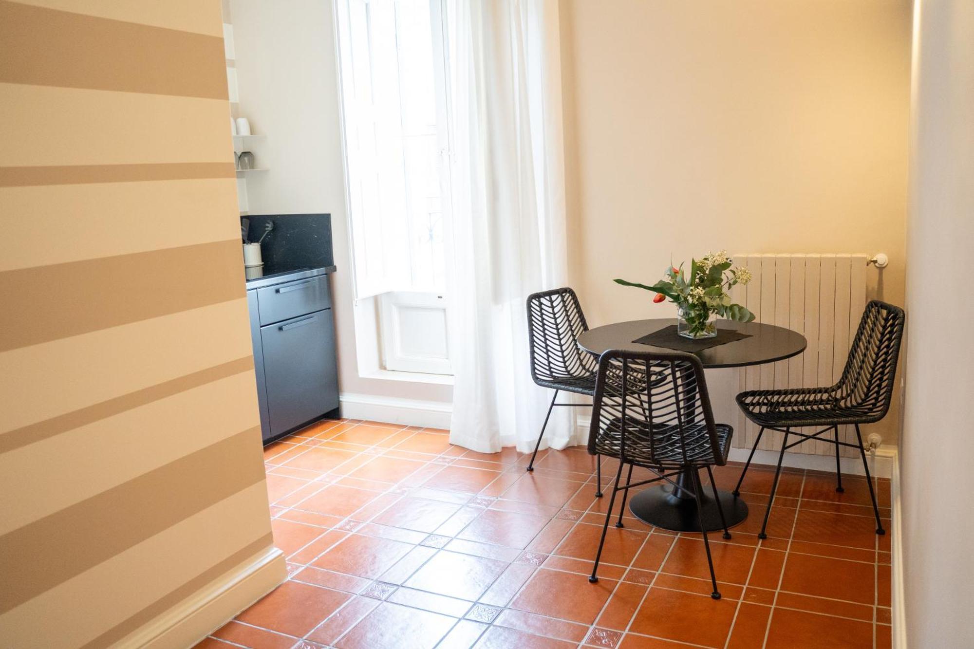 Casa Almika Principe Amedeo Guest house