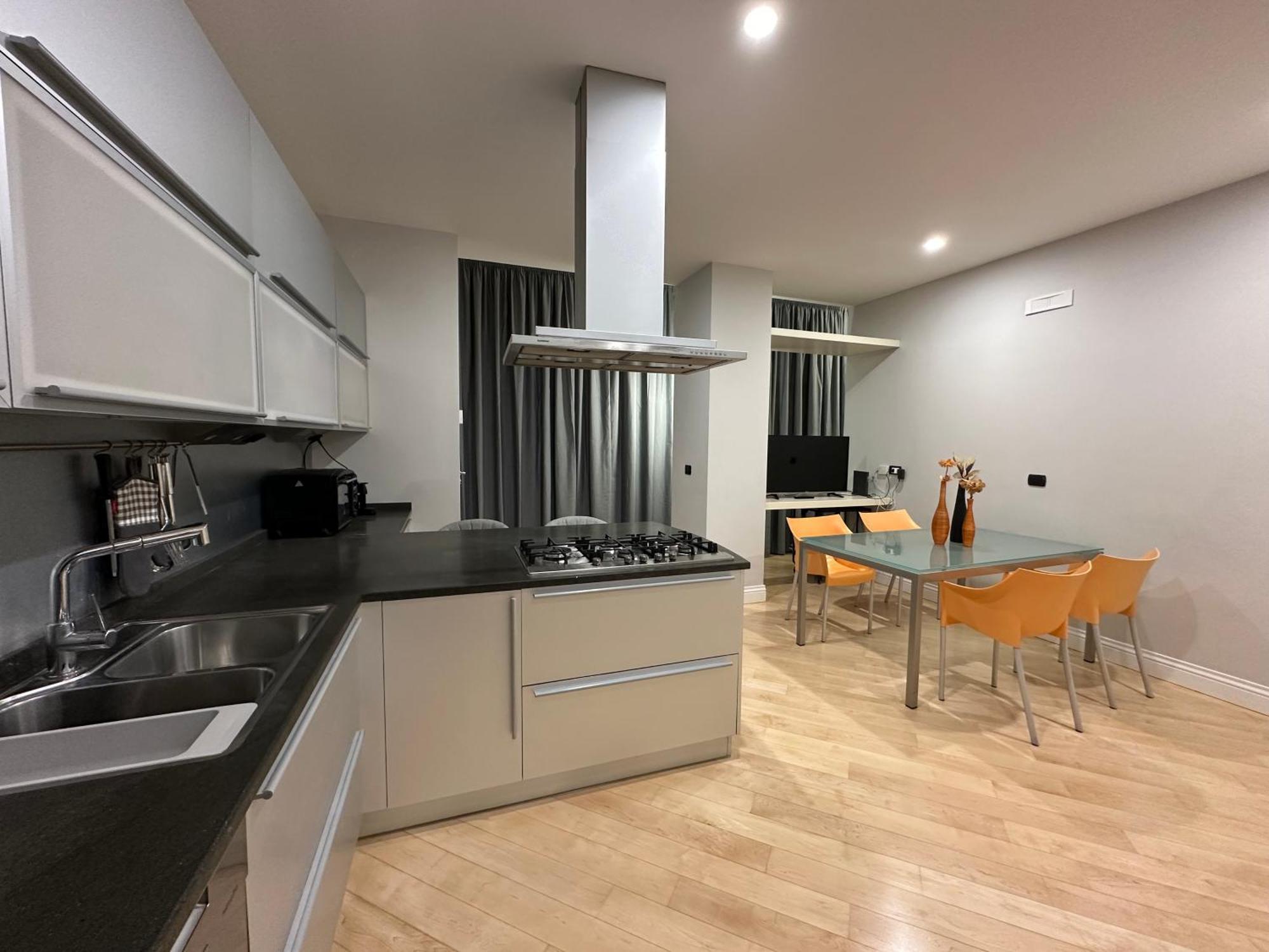 -villa Paola Center- Luxury House In Town Centre * Bari