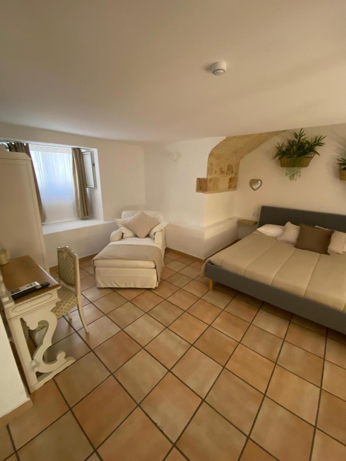 Nhà khách Barone Luxury