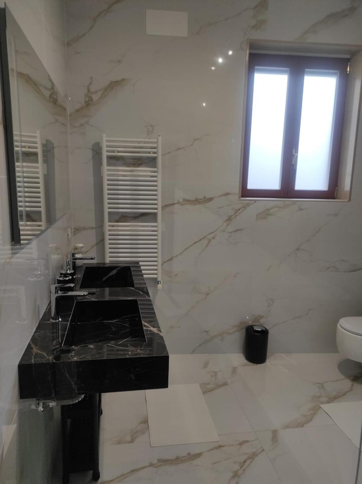 Palazzo In Corte - Nel Cuore Di Apartment Bari