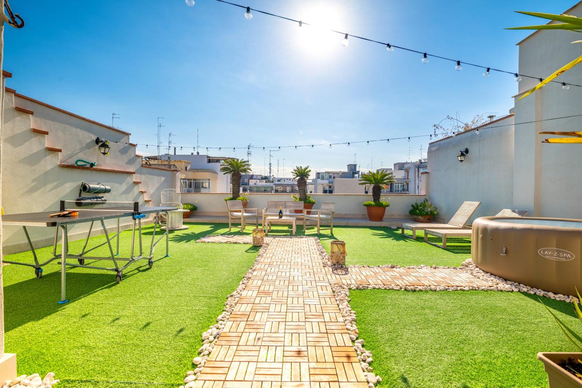 150mq Rooftop Paradise - Spacious Private Terrace Bari