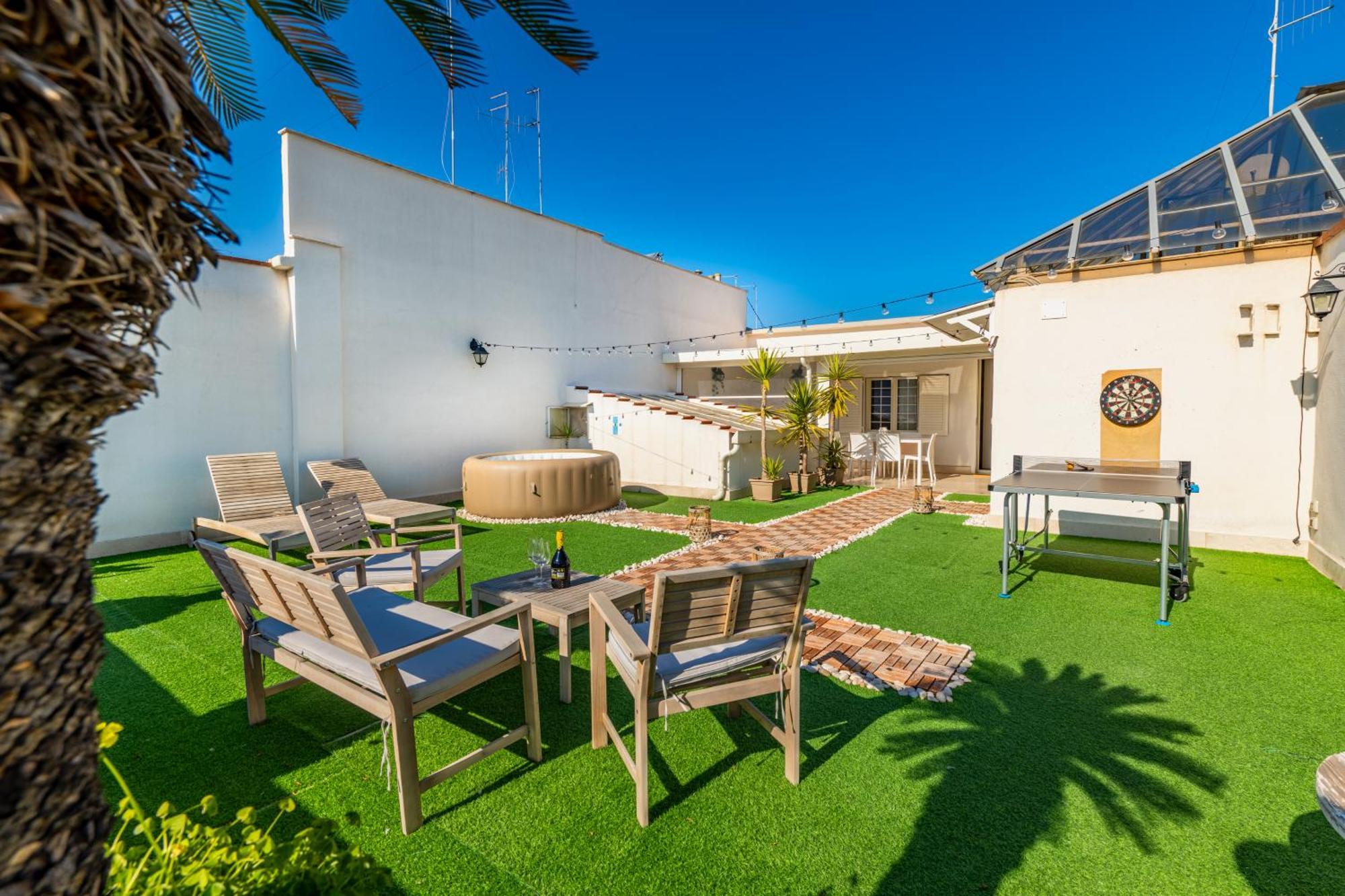 150mq Rooftop Paradise - Spacious Private Terrace