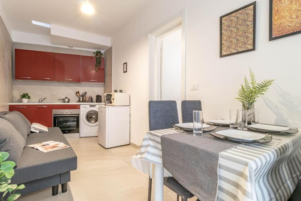 ¤charme Di Bari¤ Intero Con Design Moderno E