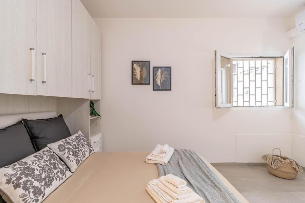 ¤charme Di Bari¤ Intero Con Design Moderno E Apartment *