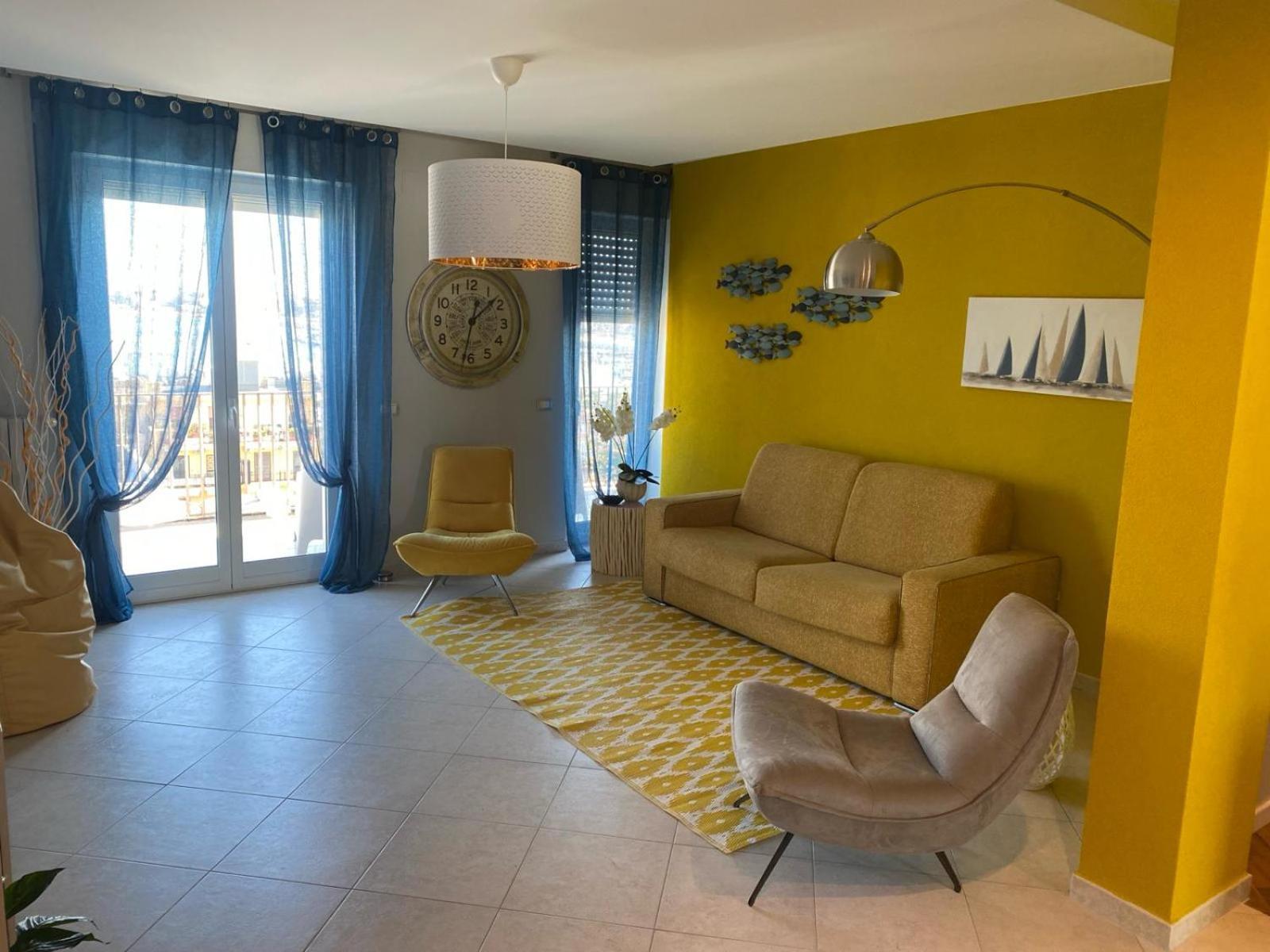 Faro Sul Mare Luxury - Zona Fiera Bari