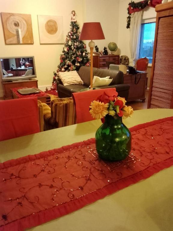 Ở trọ Artistic House *