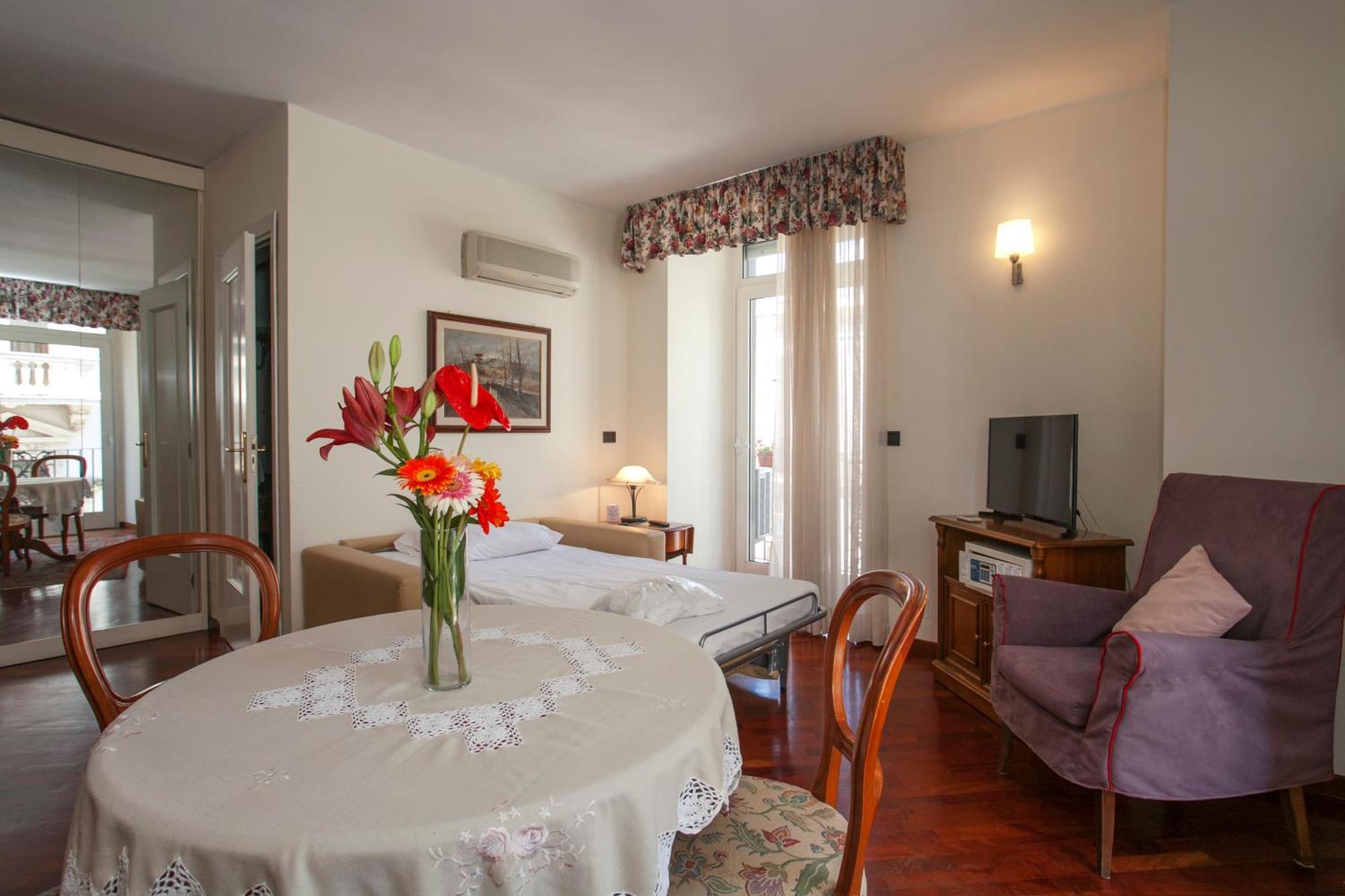 Zodiacus Aparthotel