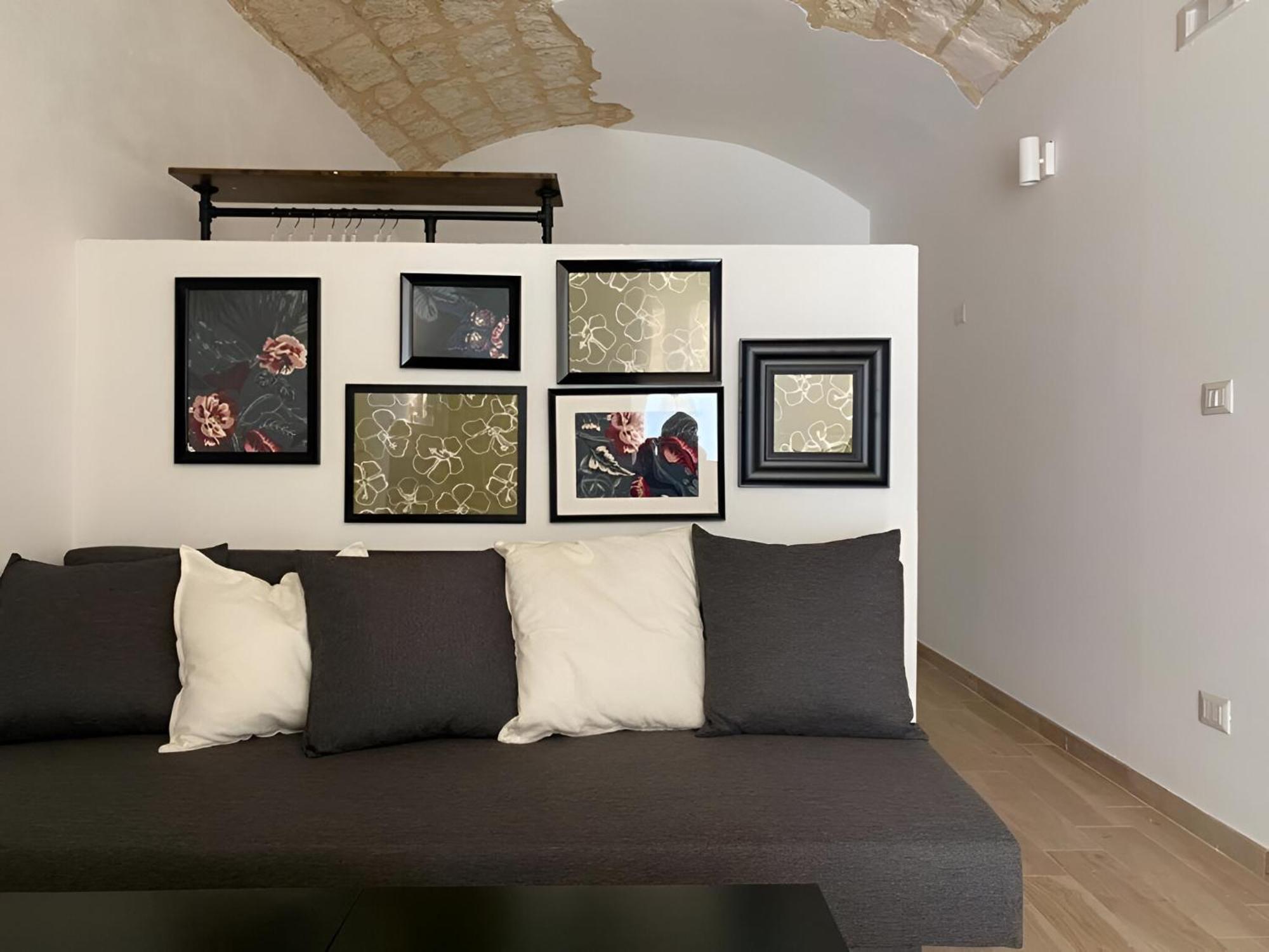 Guest house Landlord 31- Old Town