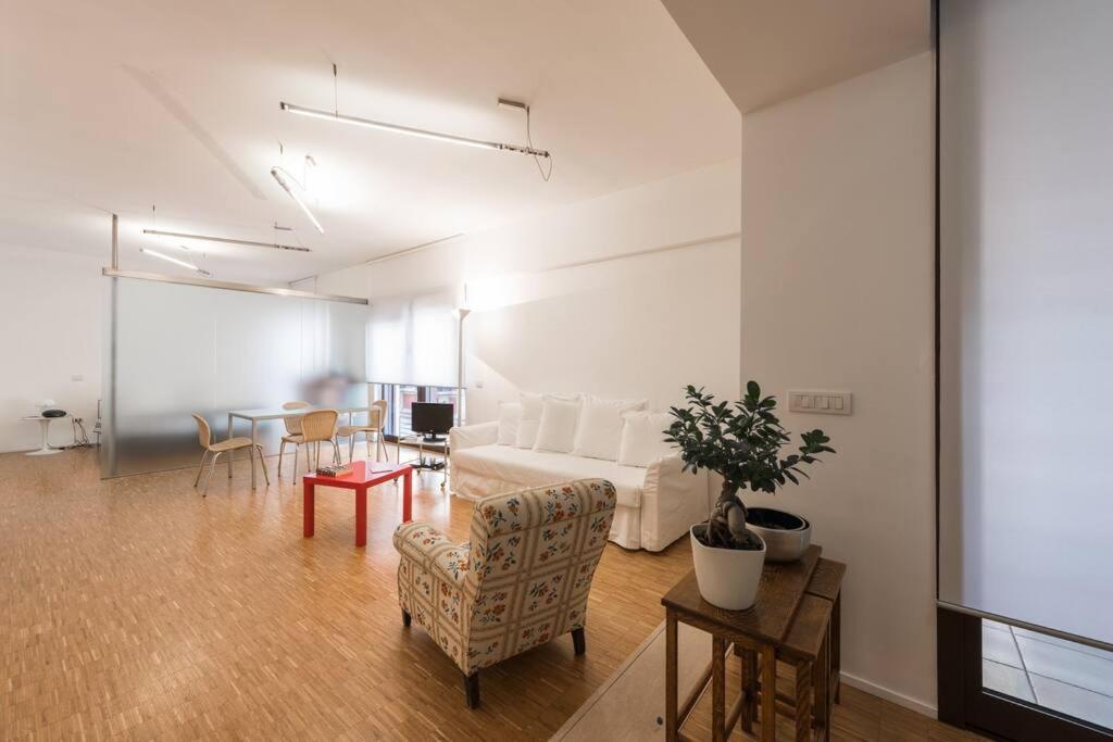 New Cosy Near To Petruzzelli Theatre *
