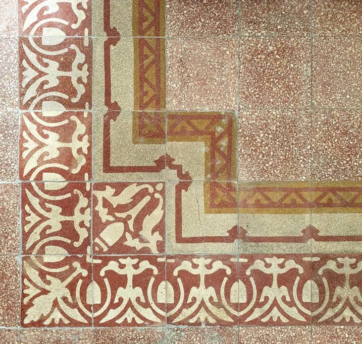 Apartment The Dragon Castle Bari