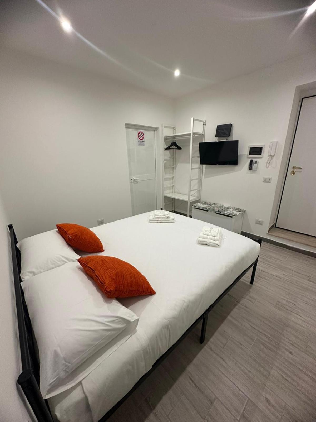 Apartment Valona *
