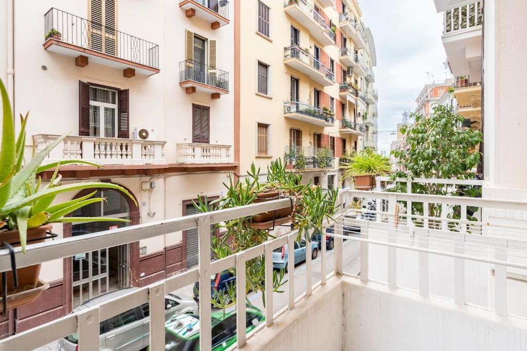 View Sea - Condiviso Apartment Bari