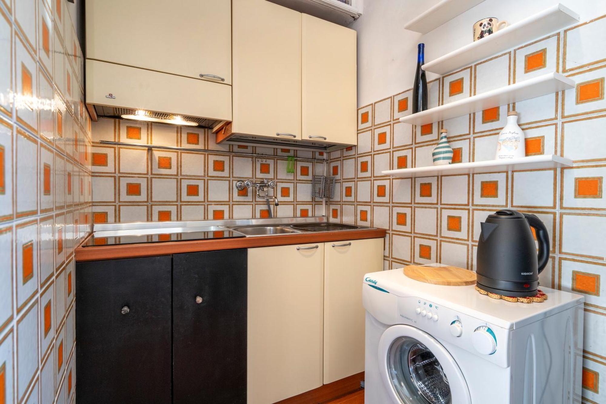 Cozy Near Station - With Parking Apartamento