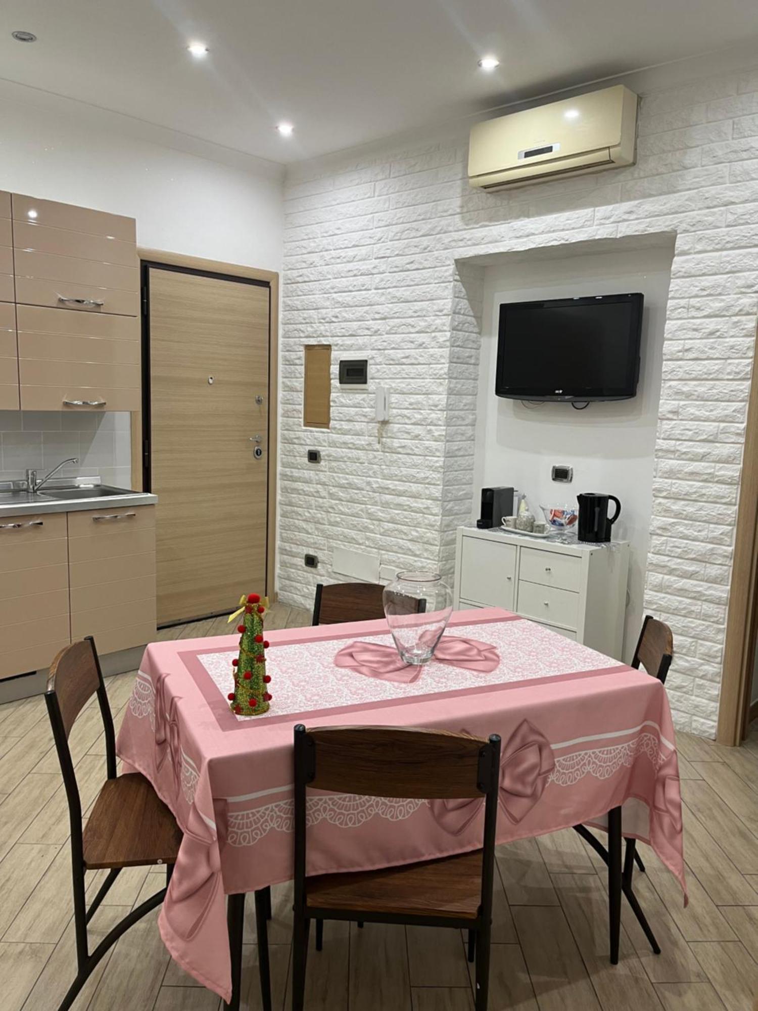 La Casa Di Clhoe Panzió Bari
