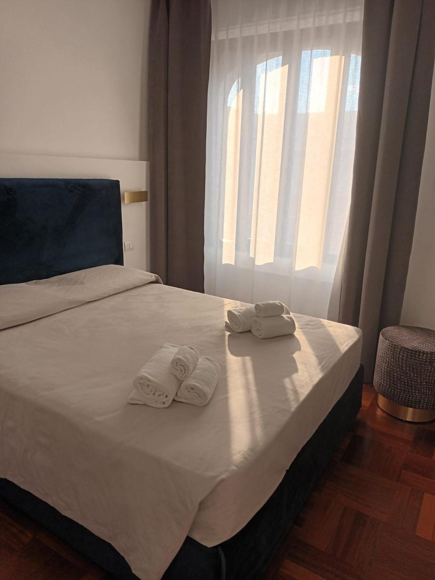 Bed & Breakfast B&bari, Via Crollalanza *