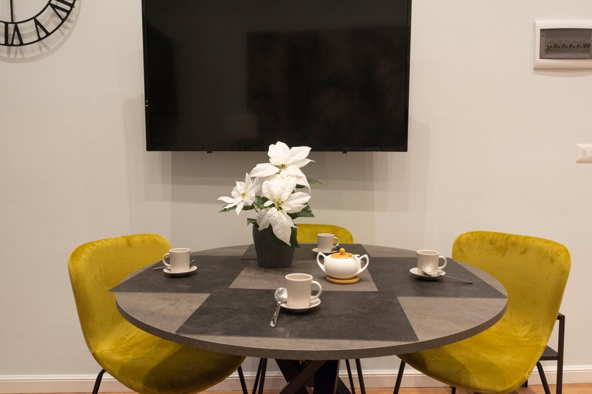 Dimora Luxury Alessia Apartment